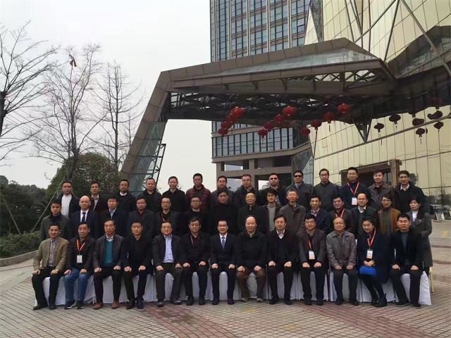 全(quan)國閥門(men)標準化(hua)技(ji)術(shu)委員(yuan)會會(hui)議(yi)在(zai)“泵(beng)閥(fa)之(zhi)鄕(xiang)”永嘉甌北(bei)召開